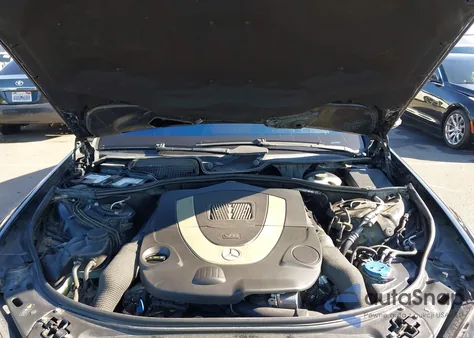 2009 Mercedes-Benz S 550 z USA, uszkodzony, nr VIN WDDNG71X39A263554